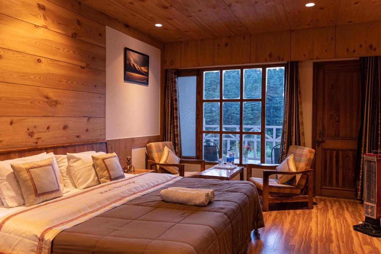 The Conifer Hotell Manāli Eksteriør bilde
