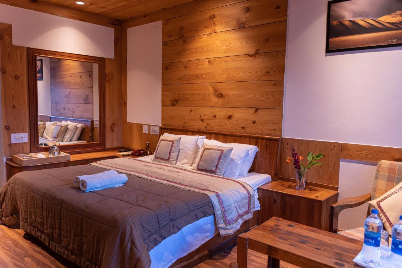 The Conifer Hotell Manāli Eksteriør bilde