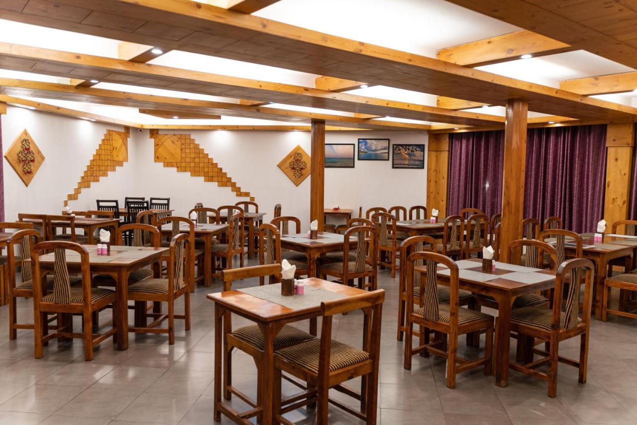 The Conifer Hotell Manāli Eksteriør bilde