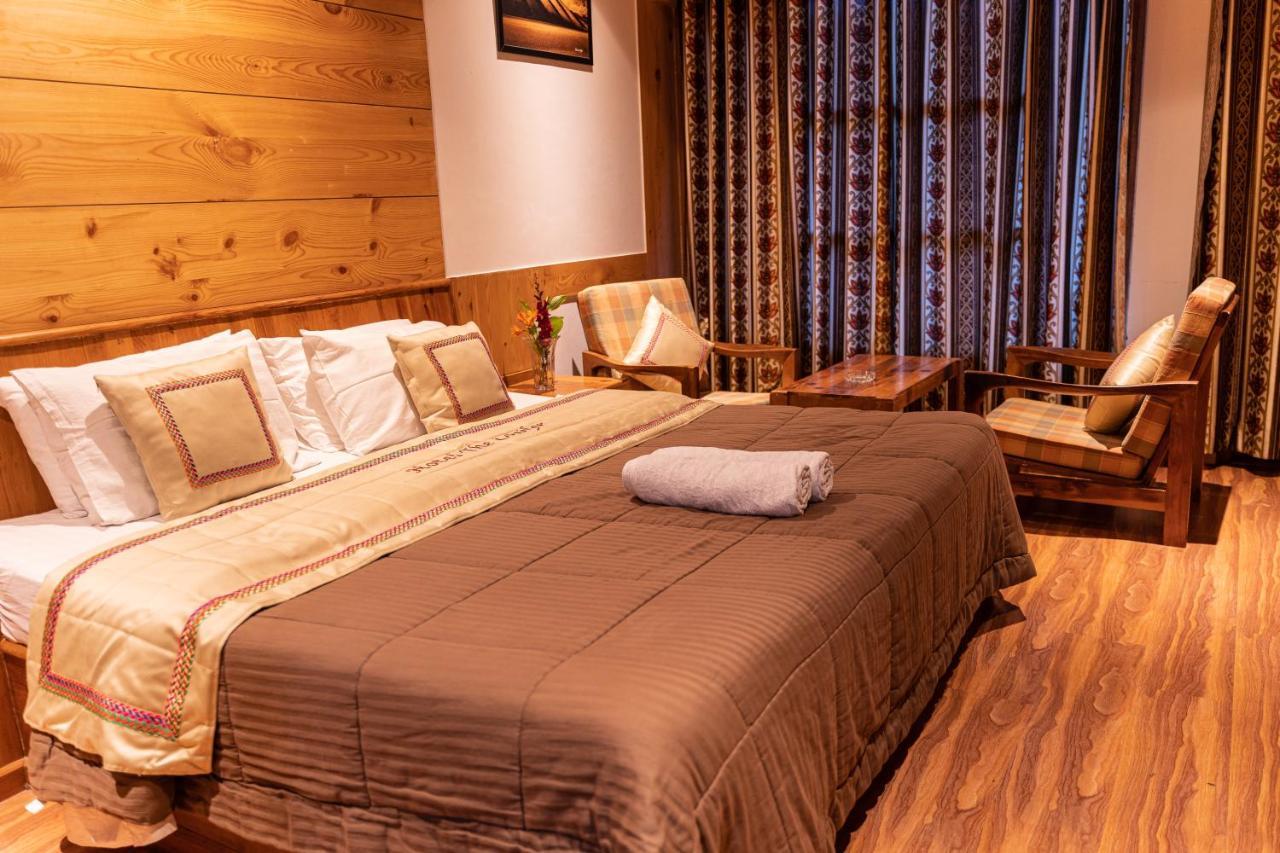 The Conifer Hotell Manāli Eksteriør bilde