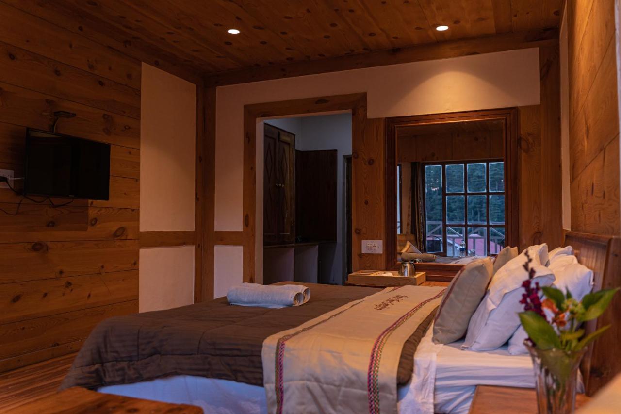 The Conifer Hotell Manāli Eksteriør bilde