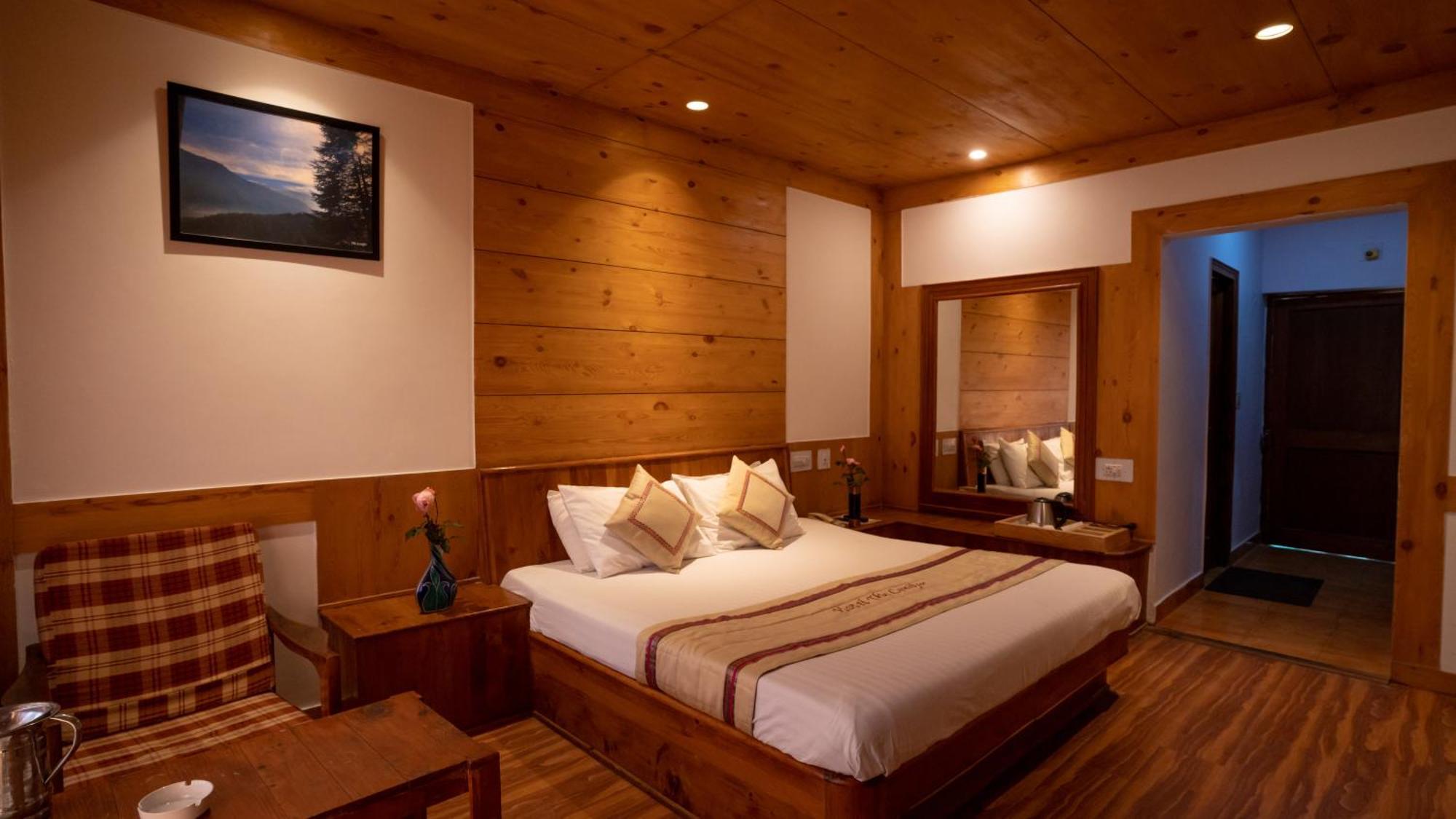 The Conifer Hotell Manāli Eksteriør bilde